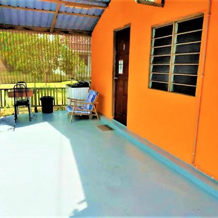 Roomstay Shahid Hou'Ze Kangar Exteriér fotografie