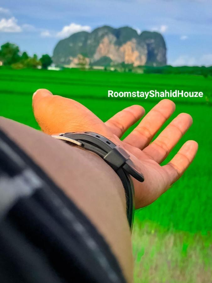 Roomstay Shahid Hou'Ze Kangar Exteriér fotografie